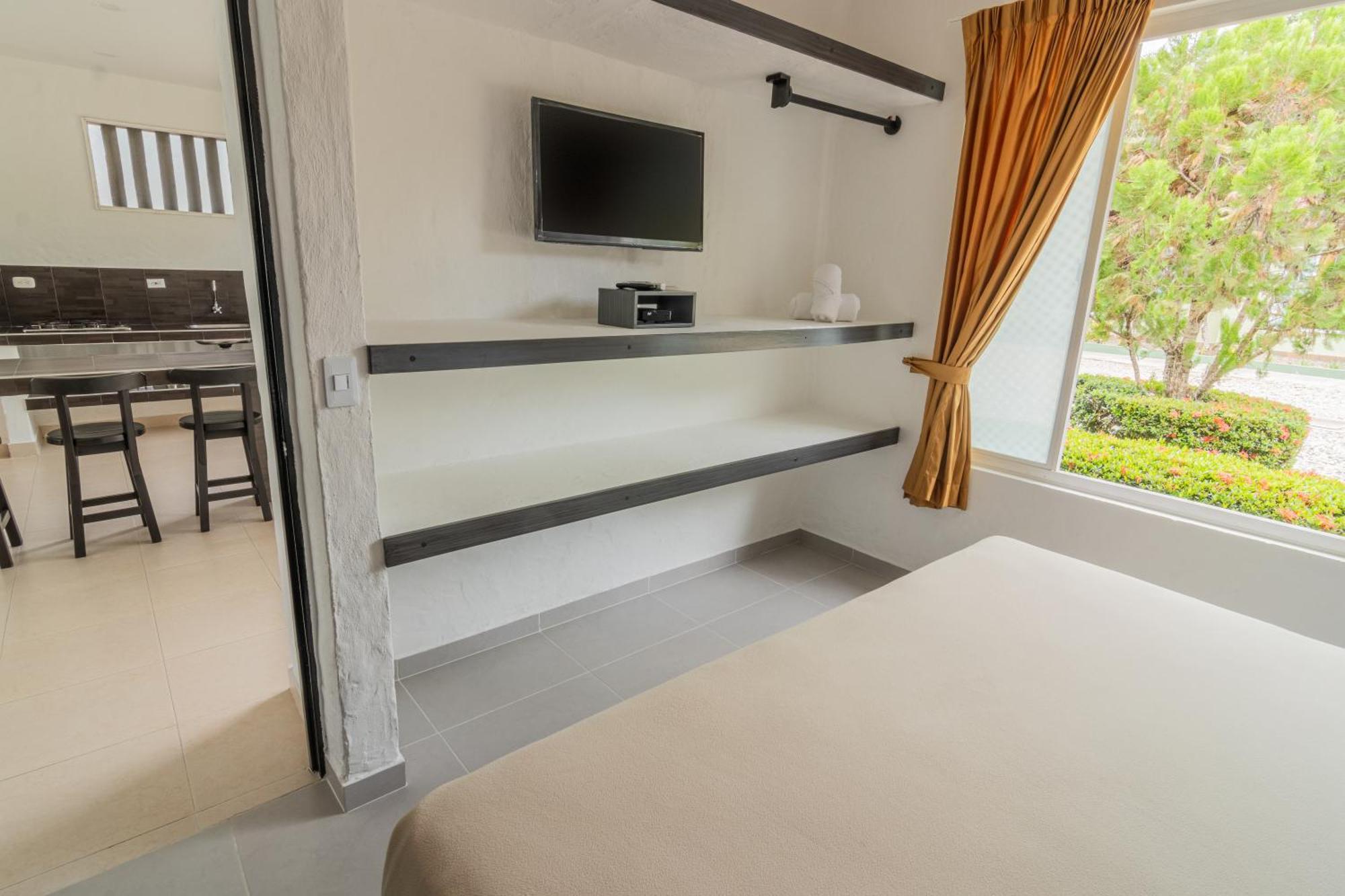 Hotel Paloverde Villas Campestres Apiay Bagian luar foto